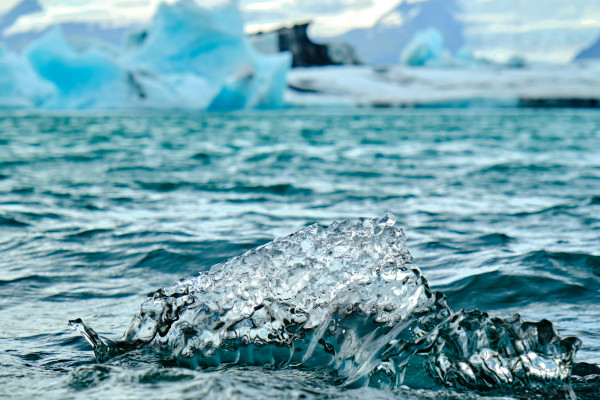 Bien stocker et manipuler la glace en vrac